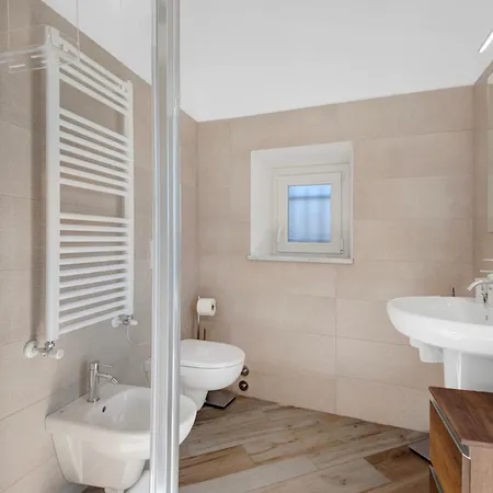Apartment Casa Ca' Rondine Castiglione Chiavarese